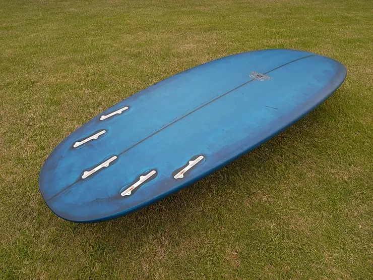 波情報 湘南 / 最小波用！！ / NEWモデル “SIM”☆ | サーフボード